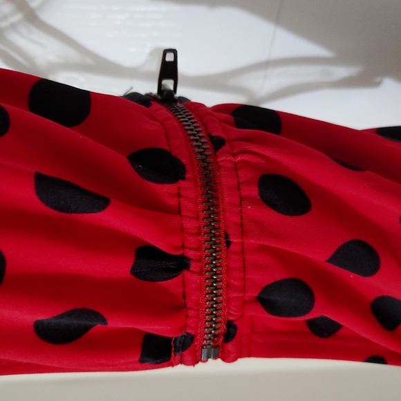 Hello Kitty by Sanrio Bikini Bandeau Top Swimming Suit Swimwear Ladybug Print Lg - Picture 2 of 9